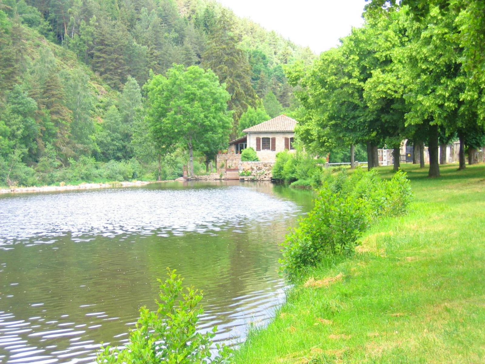 Lozere Aubrac Margeride Promo Appartement Saint-Alban-sur-Limagnole Buitenkant foto